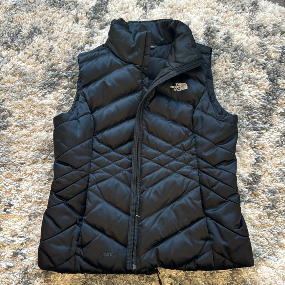 Women’s North Face Vest - medium
